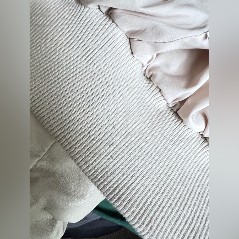 Saunders Collective Faux Leather Cream Puffer Jacket size medium - Picture 13 of 16